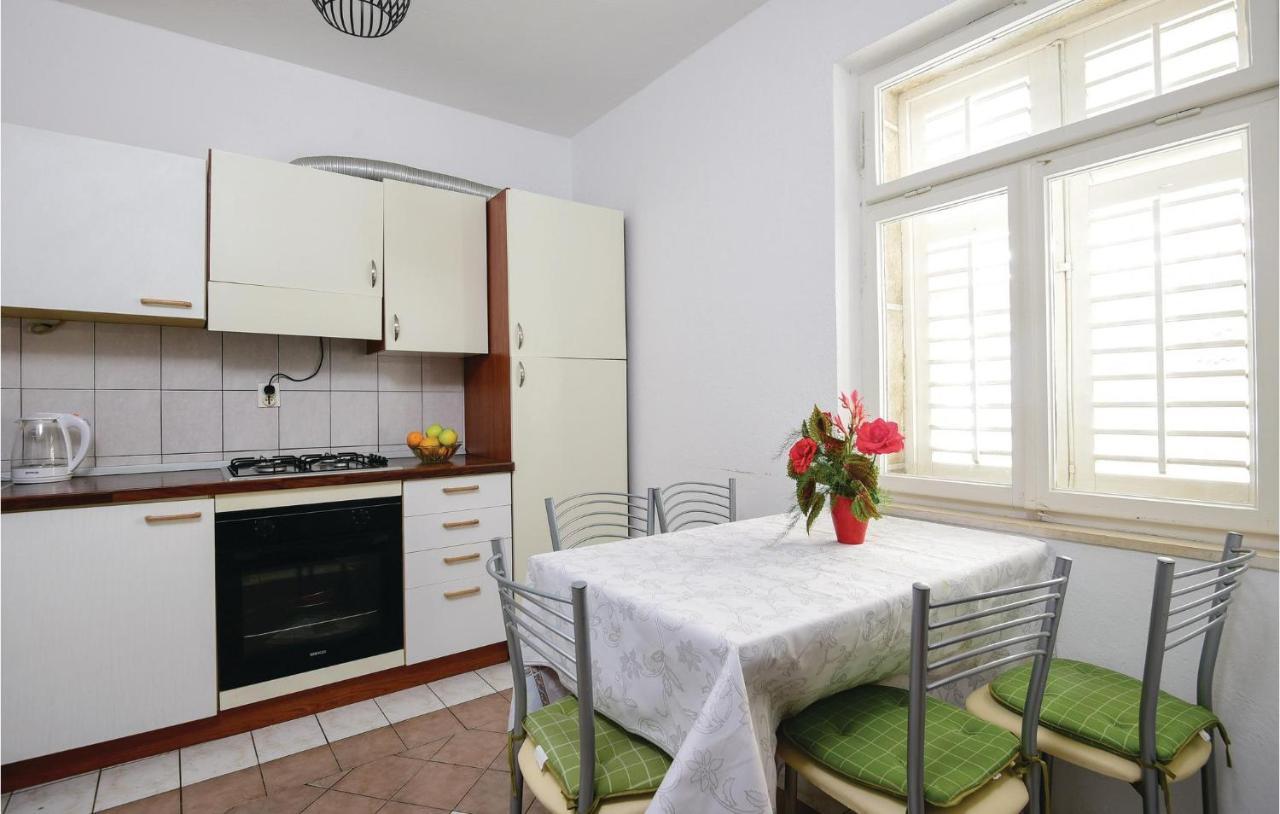 4 Bedroom Lovely Home In Žuljana Eksteriør billede